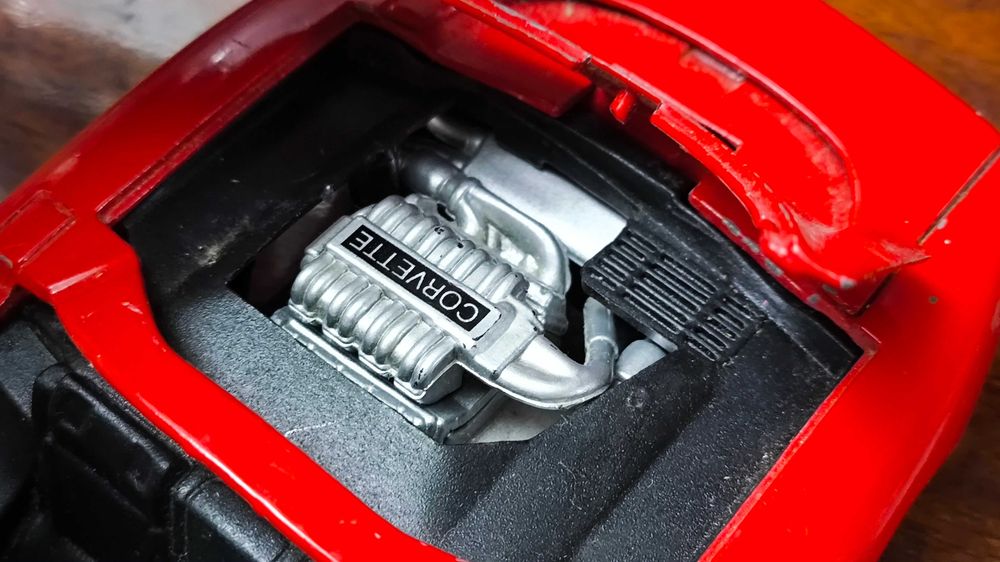 Машинка Chevrolet Corvette Indy 1/24 Motormax