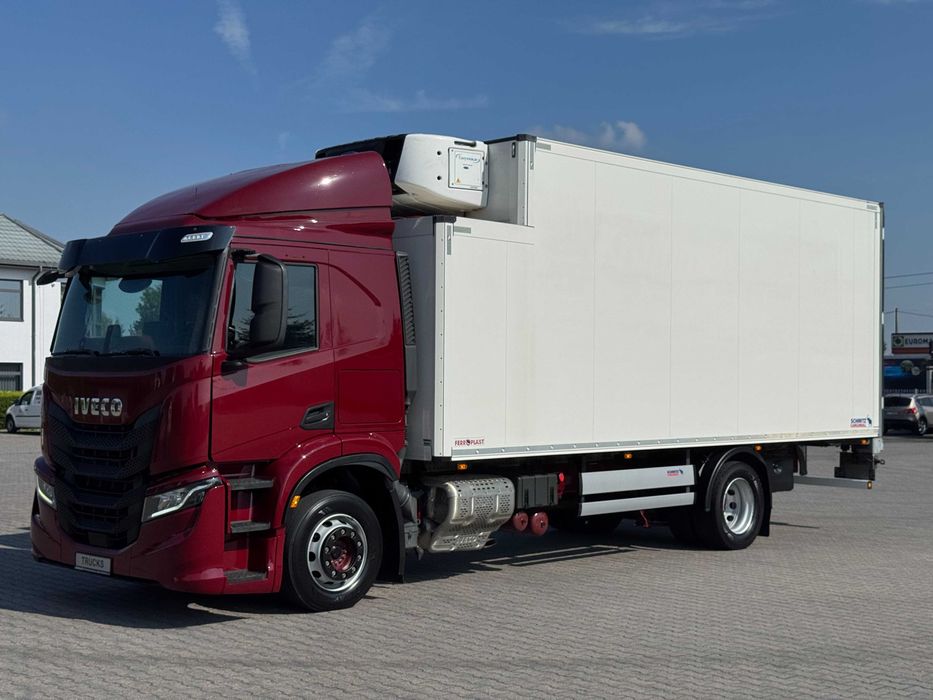 IVECO S WAY 360 Chłodnia /  WYNAJEM !!!