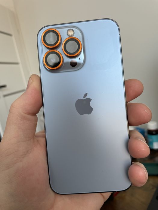 Iphone 13 pro 128GB + 8x etui ( bateria 79%)