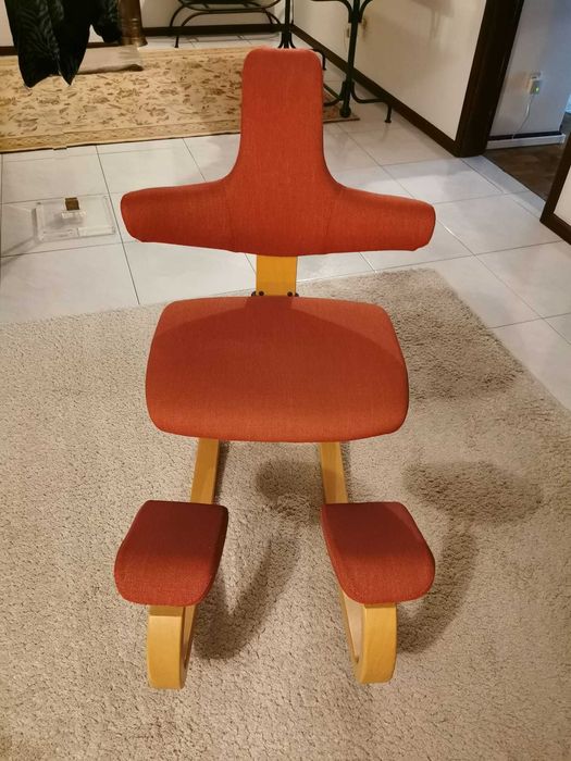 Cadeira Secretária ERGONÓMICA