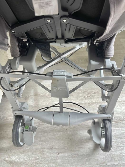 Chicco Trio Love Up + Base Isofix