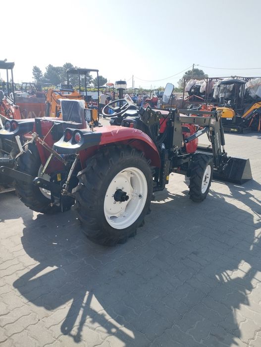 Trator TRS /// Novo /// Frontal /// 30 e 50 cv