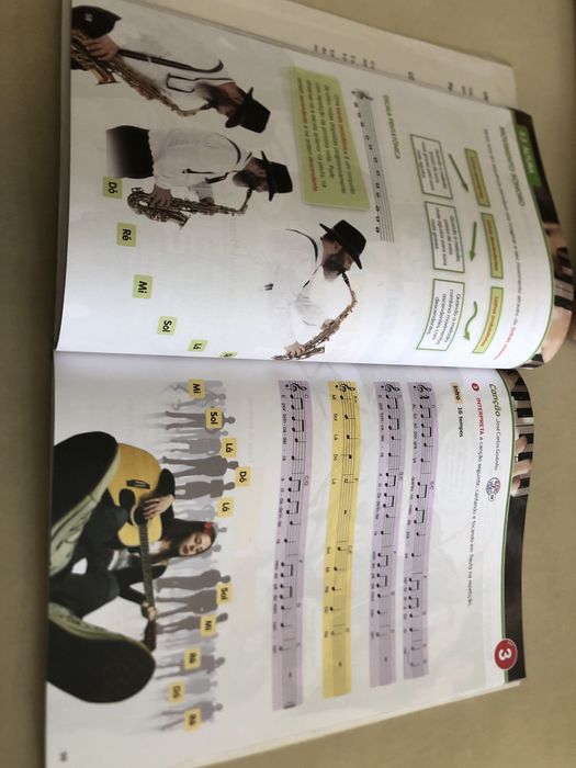 Livro Escolar “Música 5”