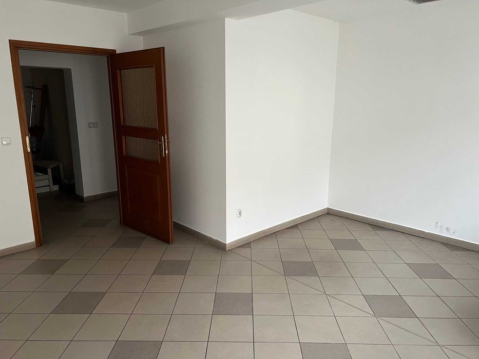 Lokal idealny na biuro, 4 pokoje ,30m od Rynku