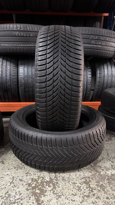 Pneus 235/50r19 Nokian Tyres SeasonProof 1 com 95% de piso