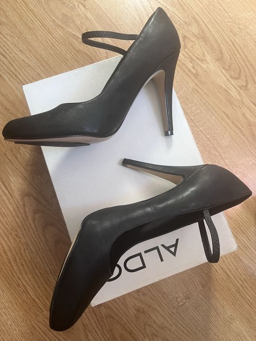 Szpilki Aldo czarne rozm. 38