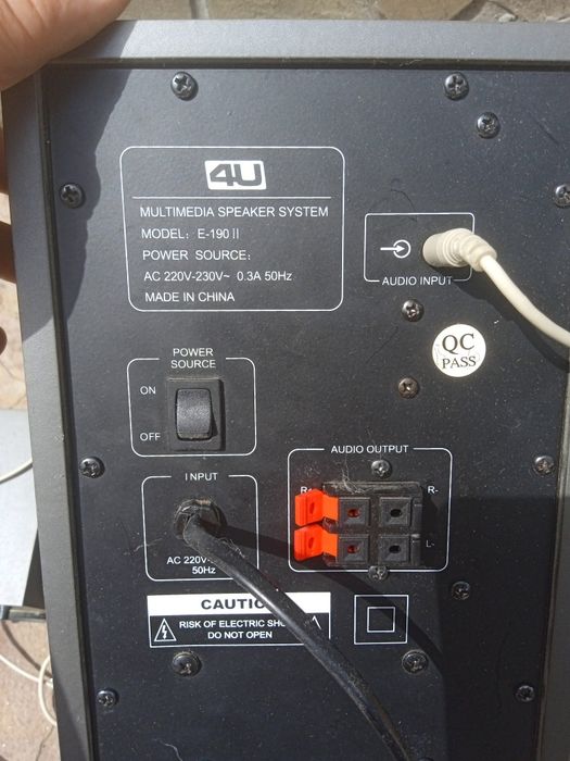 Продам усилитель с колонками