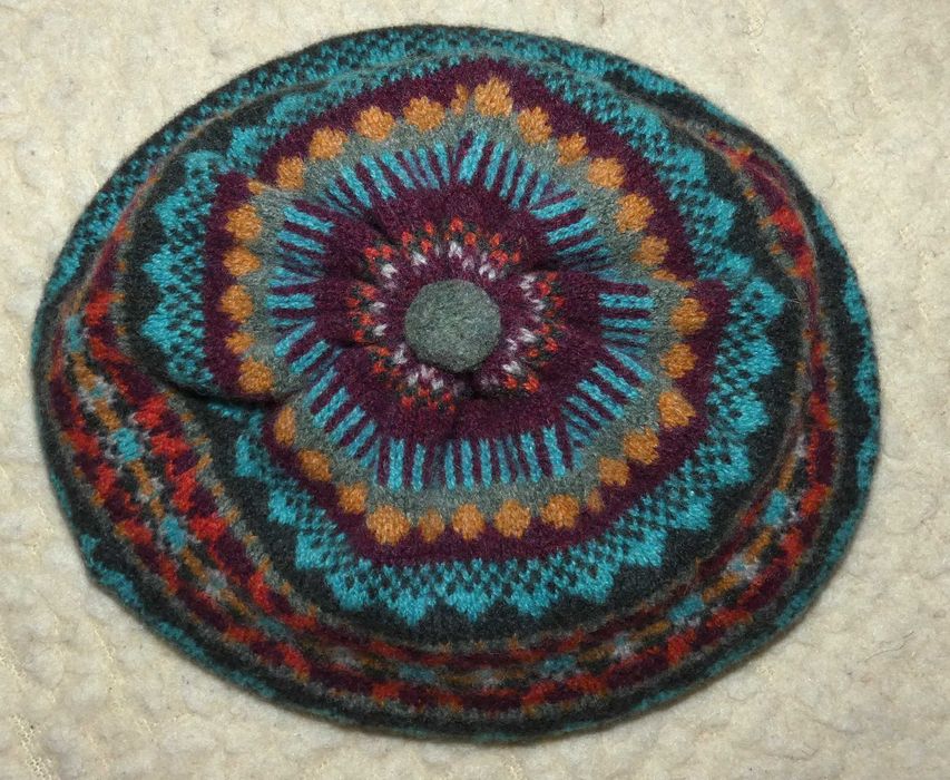 Стильный берет из Шотландии Eribé Knitwear с мериносовой шерсти