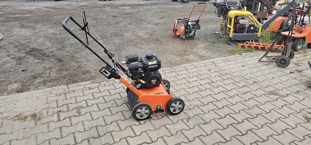 Wertykulator aerator ELIET E401