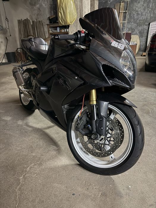 Suzuki gsxr1000 k7