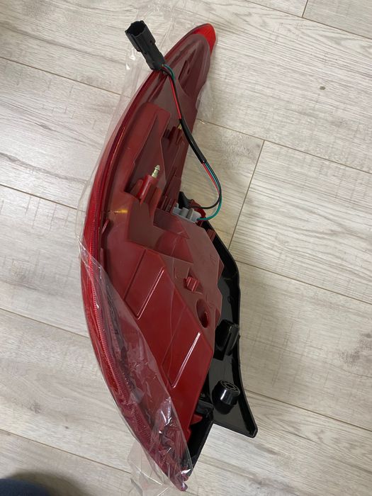 Задні габаритні вогні кіа спортейдж 3