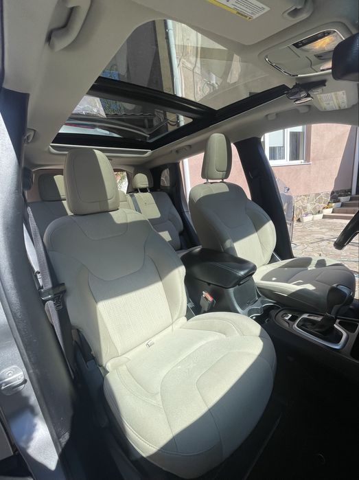 Jeep cherokee kl 2015