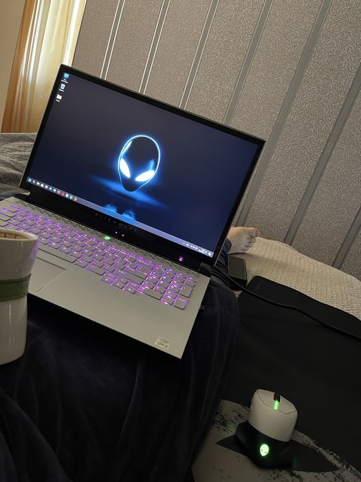 Ноутбук Dell Alienware Area 51m R2 RTX 2080 super