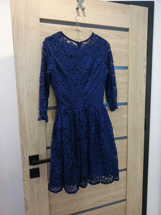 Sukienka koronkowa xs