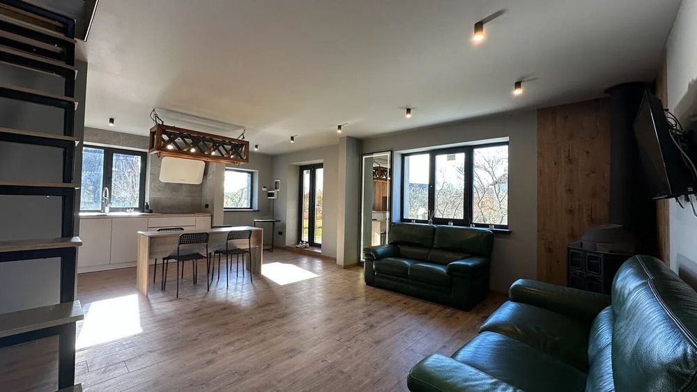 Продаж будинку 104м2 з якісним сучасним ремонтом . с Вовчинець