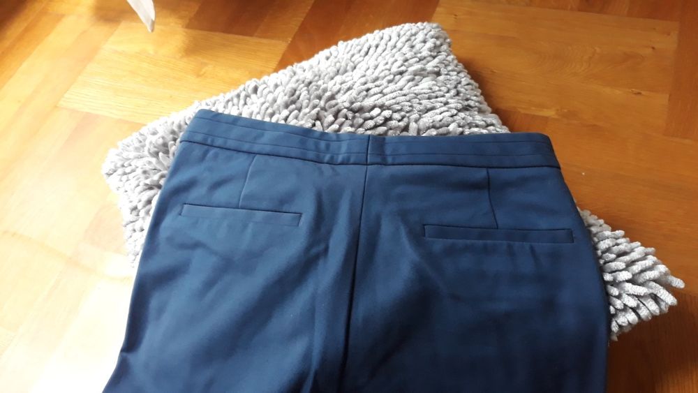 Spodnie niebieskie Massimo Dutti 38