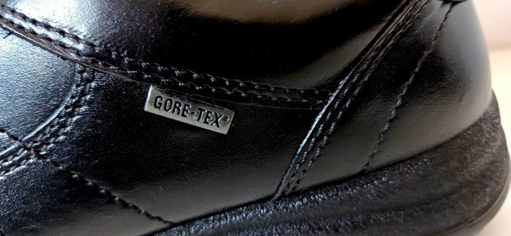Ecco  skórzane Gore-tex nieprzemakalne 89 zł tanio