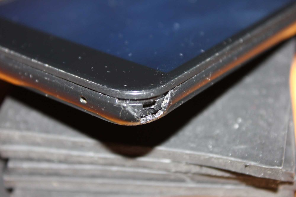 Смартфон Philips S260