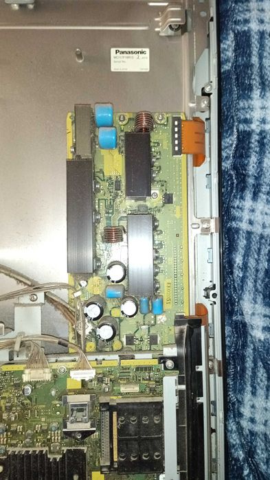TV Plazma Panasonic TX-P46G20E uszkodzony na części