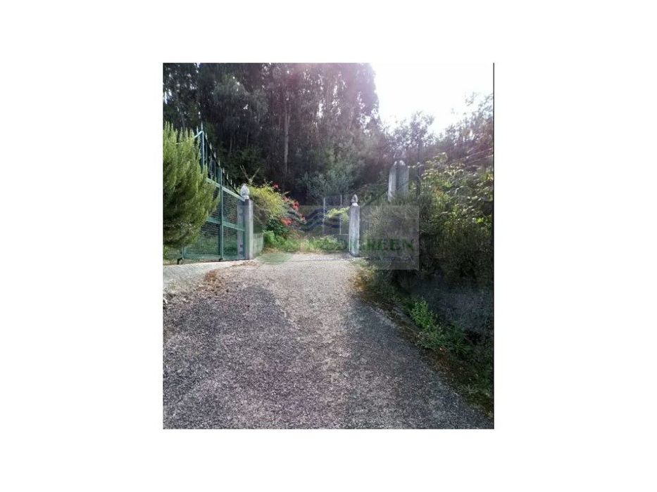 Terreno Rústico De 4.000 M2 Com 900 M2 De Área De Construção Em Cedrim