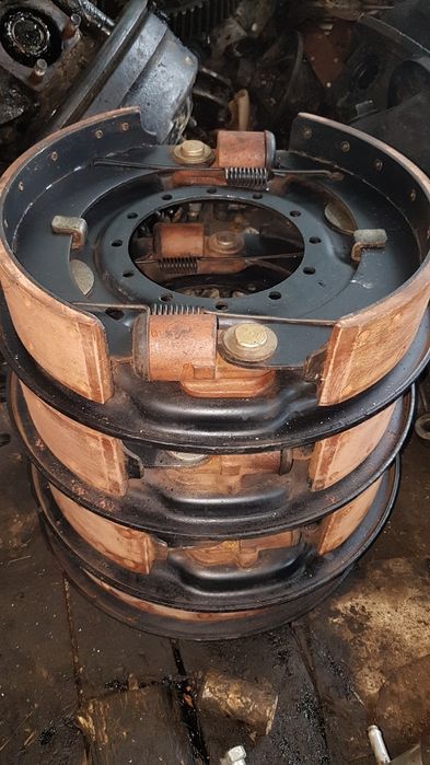 Передній опорний щит ГАЗ 66