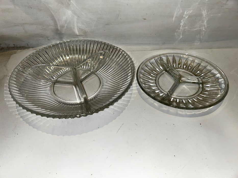 2 szklane talerze na zakąski PRL !