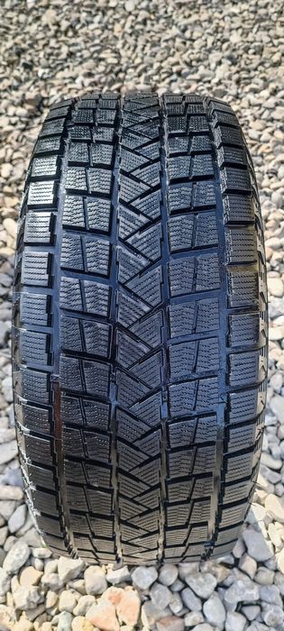 Продам автошини стан нових 275.45.R20 4200 гр. За штуку