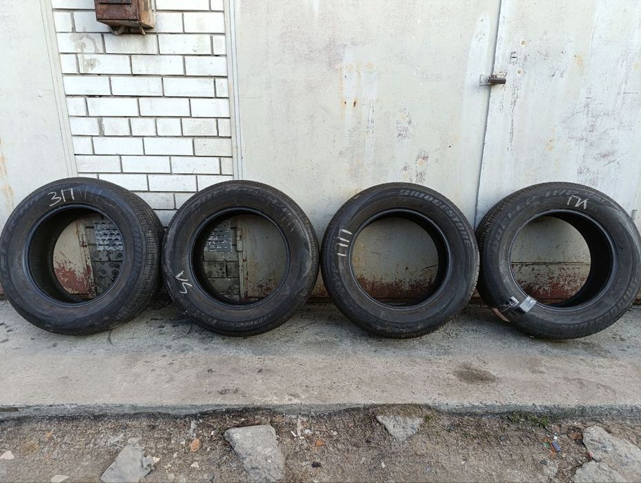 Шини Bridgestone 265/60/18 ben4612