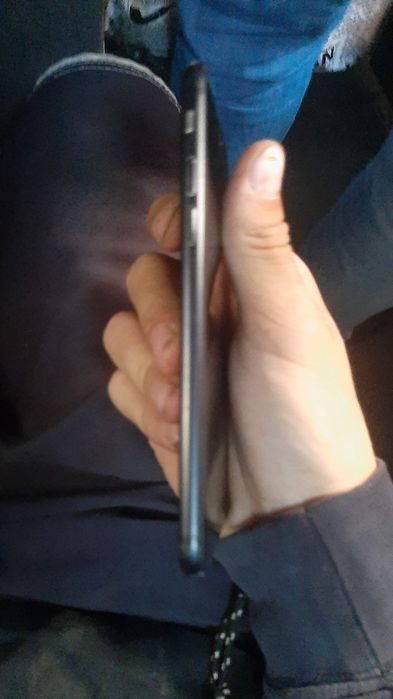 Продам Iphone 7 торг