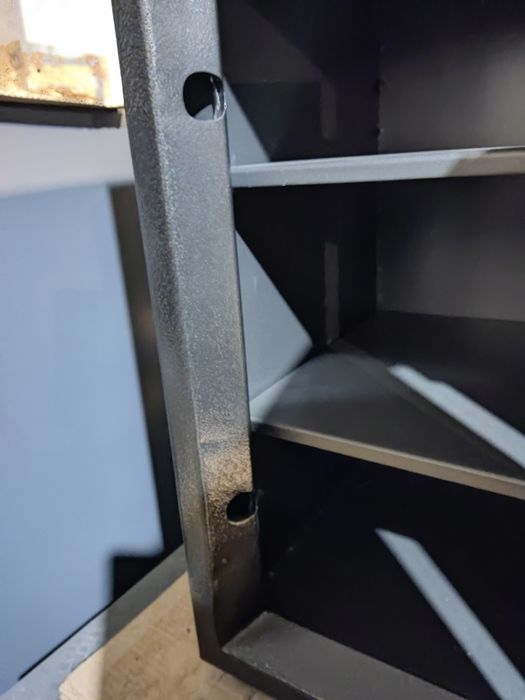 Продаю б.у сейф(48 кг)