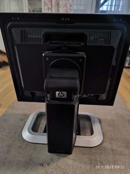 Monitor HP 19 cali