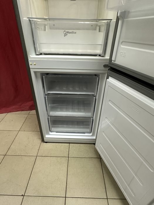 Холодильник Whirlpool 200/60/60