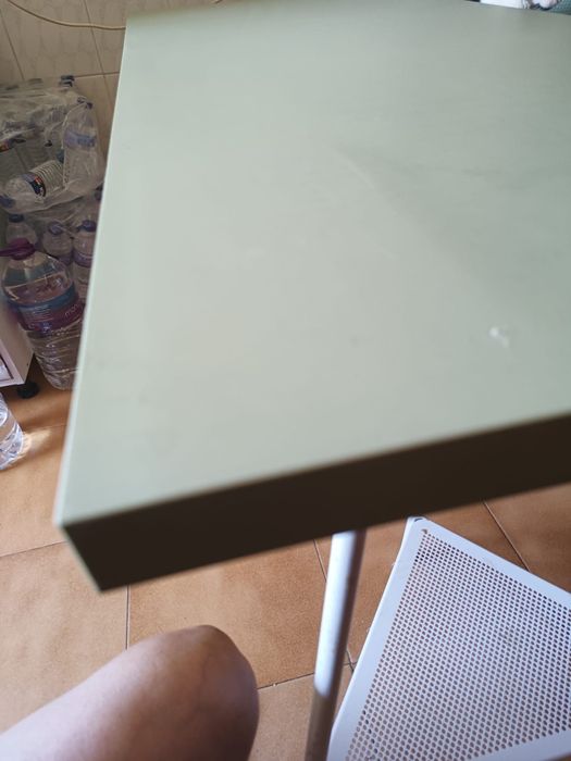 Mesa e 2 cadeiras IKEA - cor verde lima