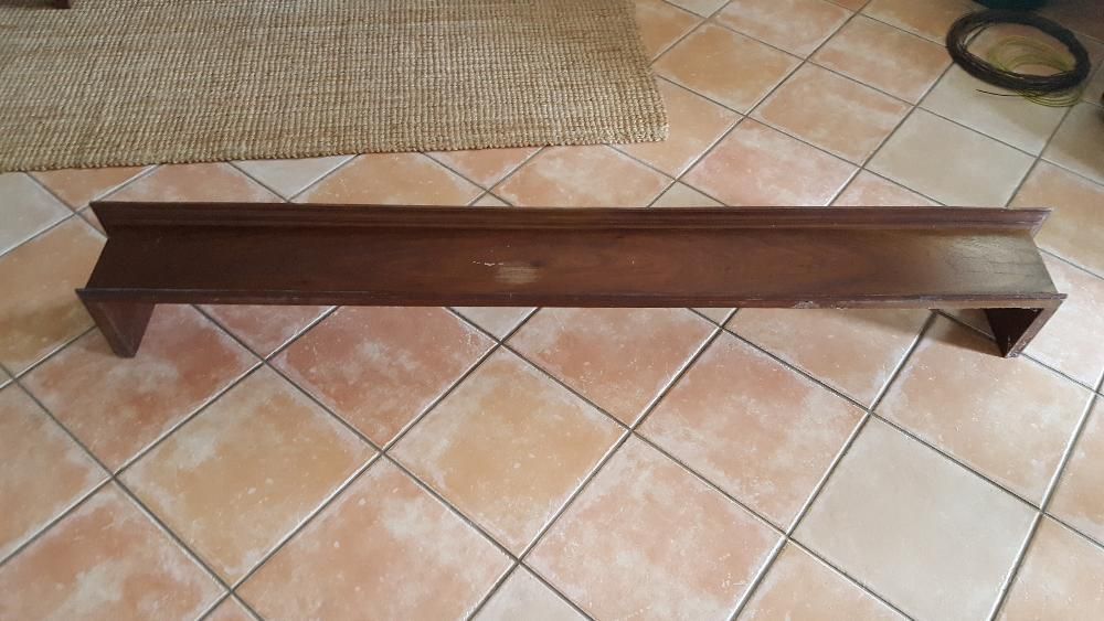 Sanca em Madeira de Carvalho