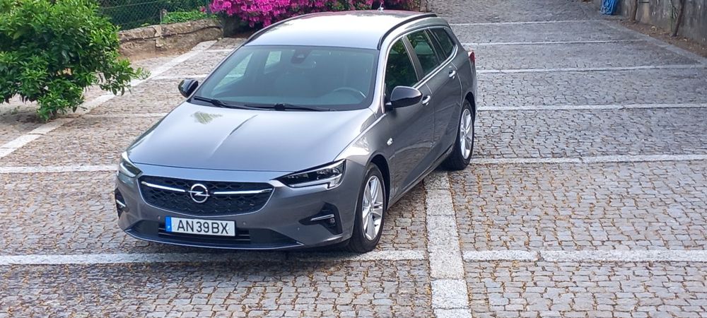 Opel insignia Sports Tourer 1.5 D. Business Edition