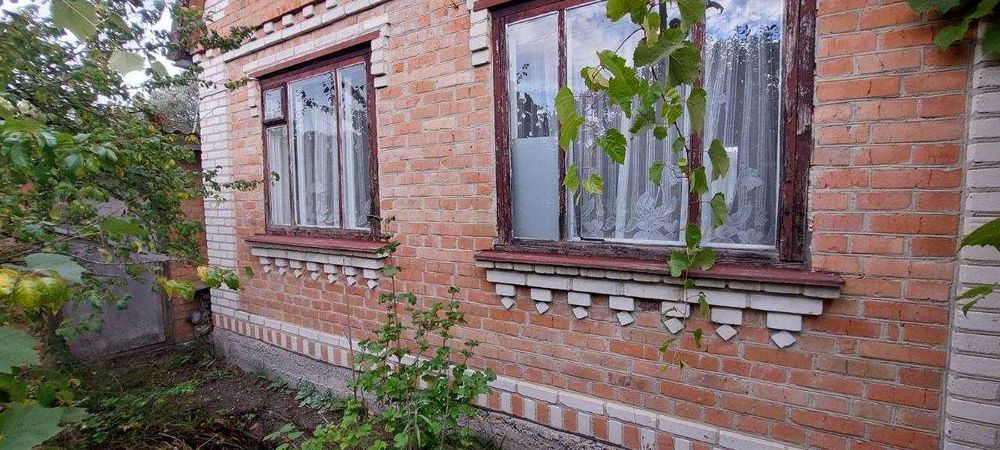 (7) Продаж дачного будинку (5813)