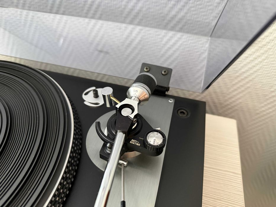 ONKYO CP-700M Gramofon Hi End Direct Drive