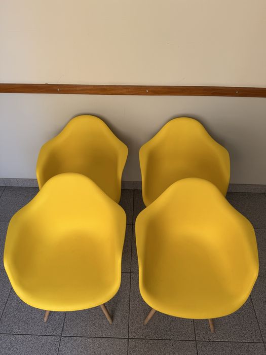 4 Cadeiras Amarelas Copenhaga