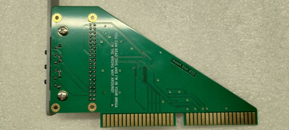 Amiga  2000 karta RGB2HDMI 2.2 CPLD
