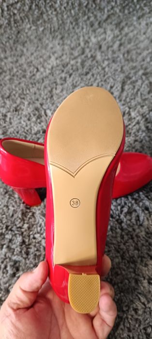 Sapatos de mulher tamanho 38