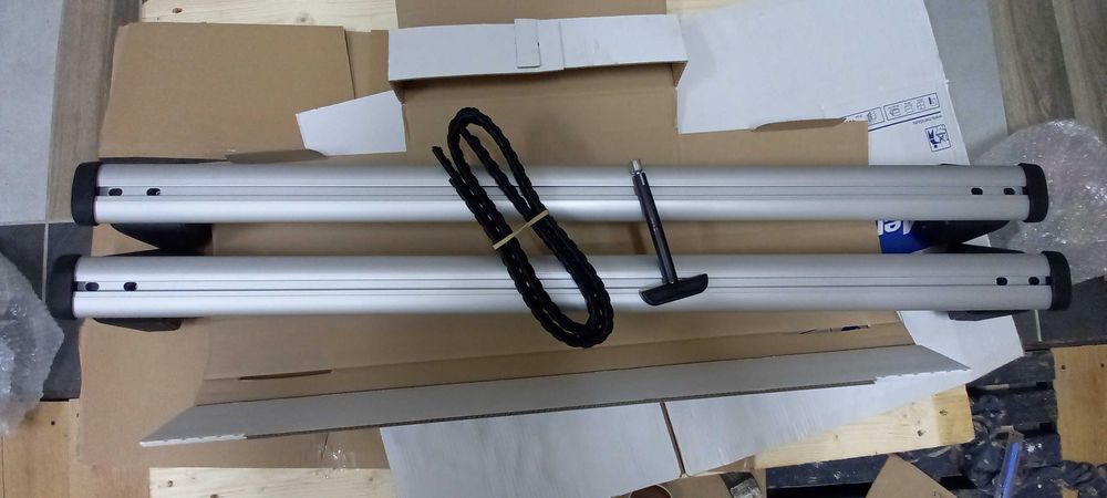 Belki dachowe Audi Q8