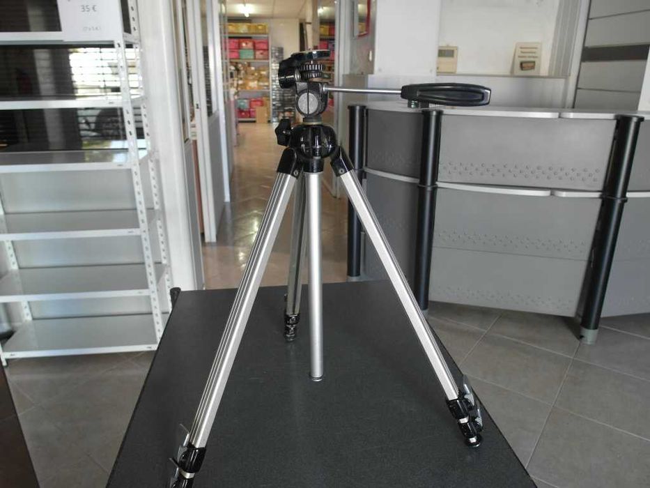 Tripé extensível para maquina fotográfica, Video etc