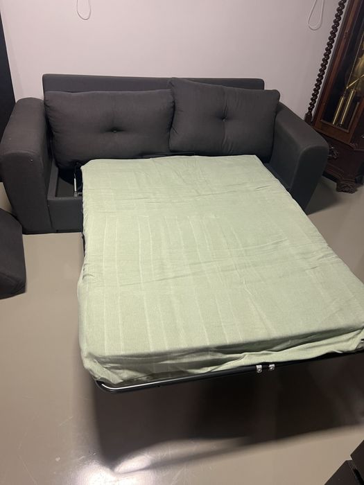 Vendo sofá cama como novo