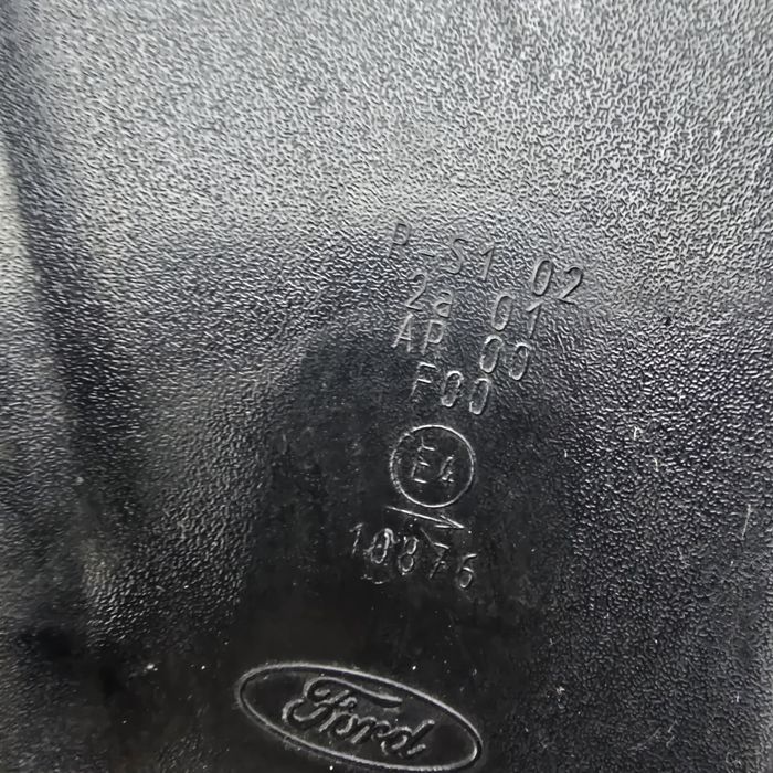 Задні ліхтарі стопи Ford Fiesta Mk5  E410876