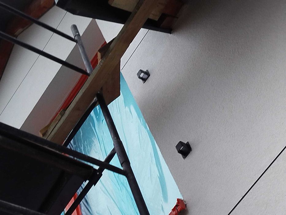 Mocowanie elementu do ściany zewnętrznych , mocowanie balustrad, belek