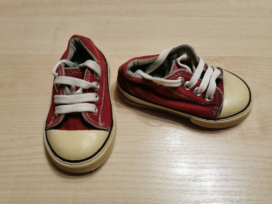 Sandałki, trampki i adidaski - rozm. 19
