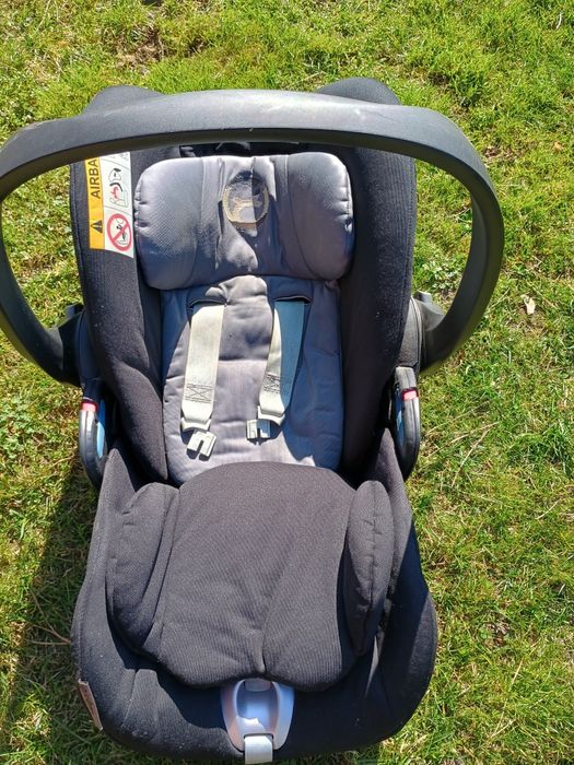 Fotelik samochodowy dla dziecka marki Cybex