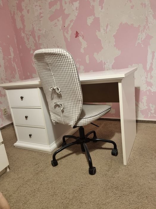 Krzeslo do biurka obrotowe na kółkach IKEA