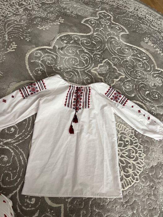 Вишиванка для свят б/у