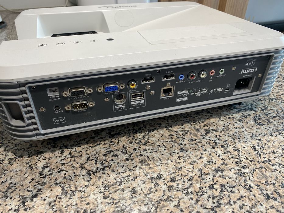 Projektor krótkiego rzutu Optoma w320ust